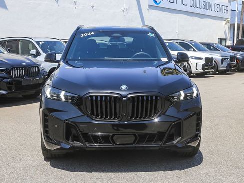 Certified 2024 BMW X5 sDrive40i w/ M Sport Package RWD image 2