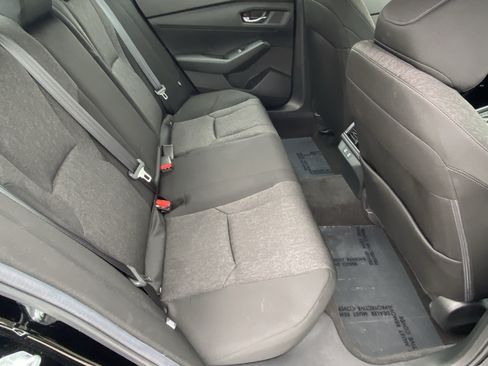 Certified 2025 Honda Accord SE image 11
