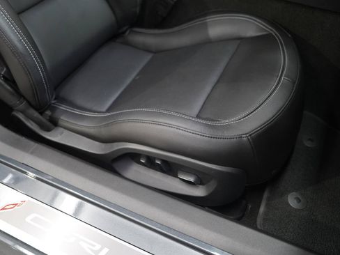 Used 2018 Chevrolet Corvette Z06 RWD image 33