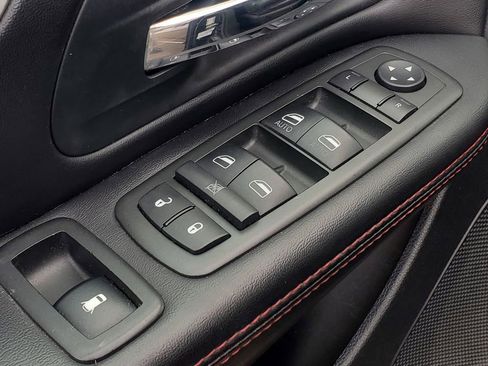 Used 2014 Dodge Grand Caravan R/T w/ Driver Convenience Group image 10