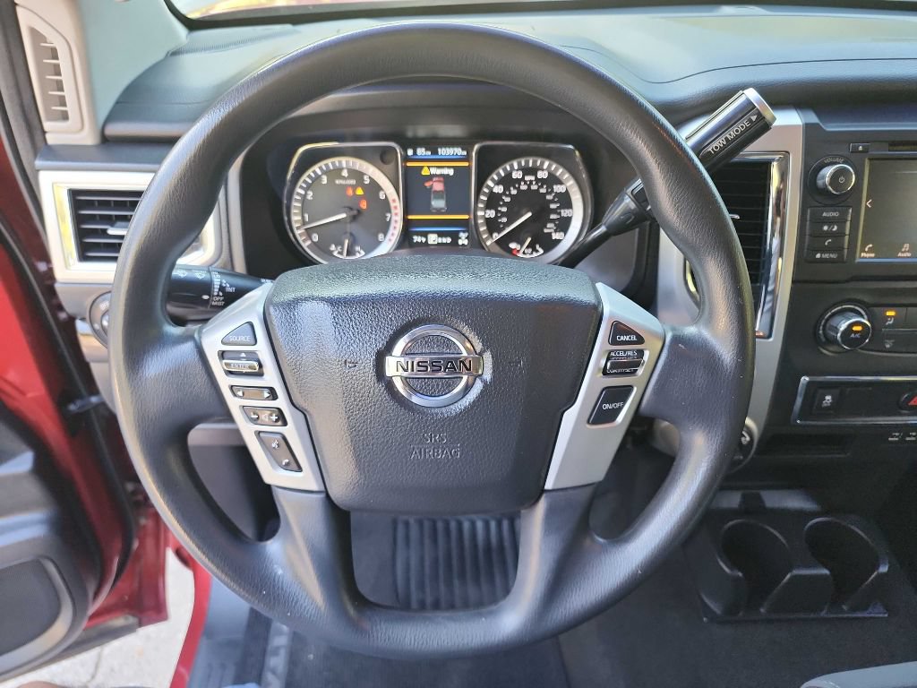 Used 2019 Nissan Titan SV AWD/4WD image 18