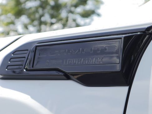 Used 2025 GMC Sierra 2500 Denali Ultimate AWD/4WD image 39