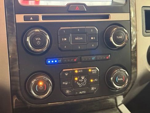 Used 2017 Ford Expedition Limited w/ Equipment Group 301A AWD/4WD image 15