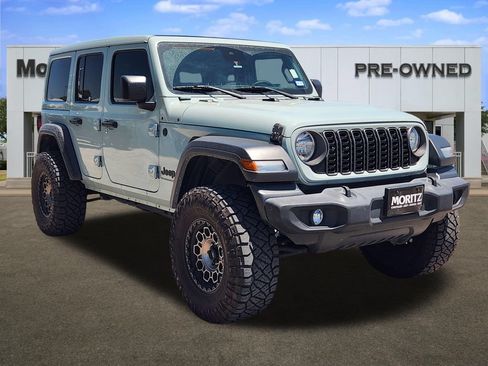 Used 2024 Jeep Wrangler Unlimited Sport AWD/4WD image 3