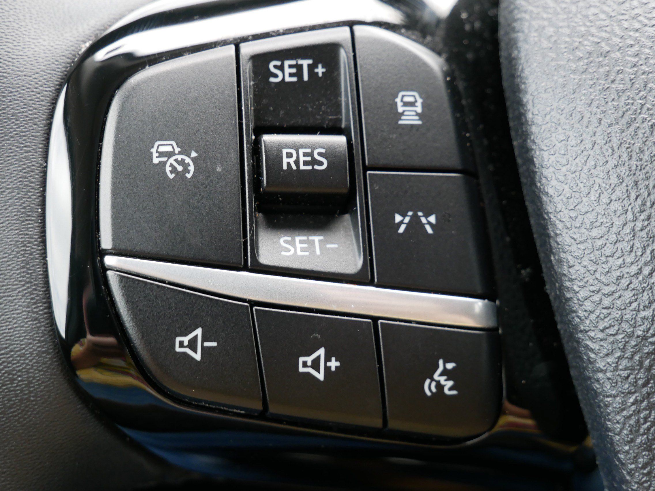 Used 2023 Ford Escape Active w/ Tech Pack #1 AWD/4WD image 23
