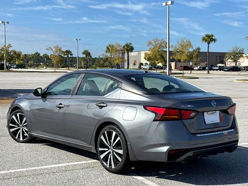 Used 2022 Nissan Altima 2.5 SR image 25