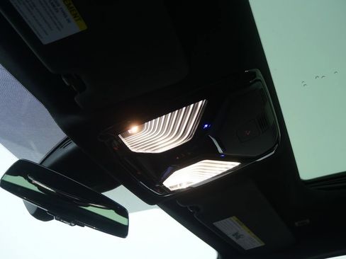 Certified 2022 BMW 430i Coupe w/ M Sport Package image 20