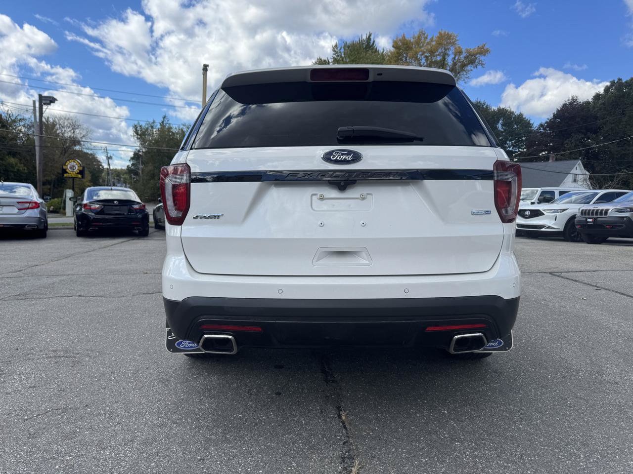 Used 2016 Ford Explorer Sport w/ Equipment Group 401A AWD/4WD image 12