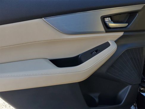 Certified 2023 Acura MDX FWD w/ Technology Package image 16