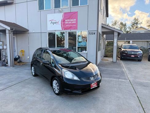 Used 2009 Honda Fit image 3