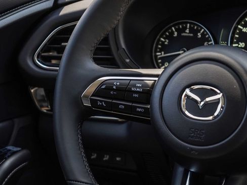 New 2025 MAZDA CX-30 AWD 2.5 S w/ Preferred Package image 16