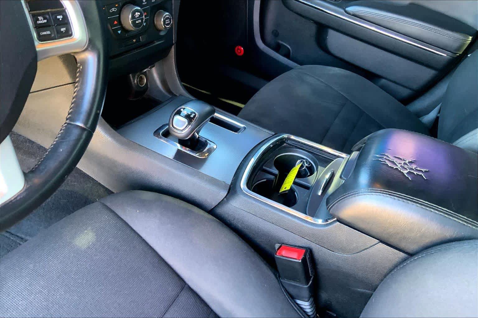 Used 2014 Dodge Charger SXT AWD/4WD image 15