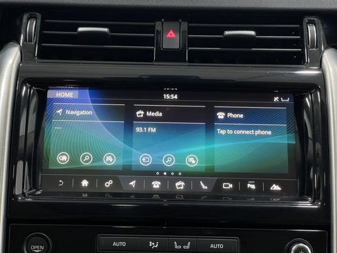 Used 2018 Land Rover Discovery HSE AWD/4WD image 22