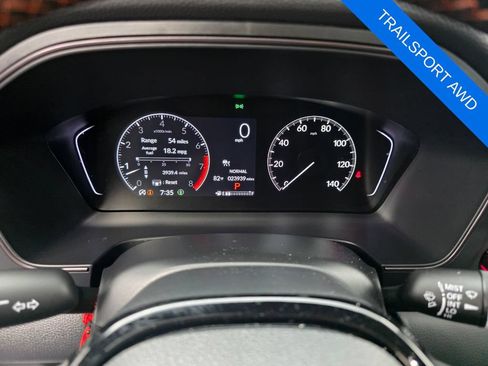Used 2025 Honda Pilot TrailSport image 22