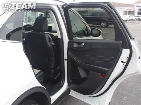 Used 2021 Ford Escape Titanium w/ Titanium Elite Package image 24