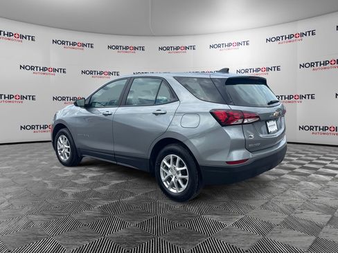 Used 2023 Chevrolet Equinox LS w/ LPO, Floor Liner Package AWD/4WD image 4