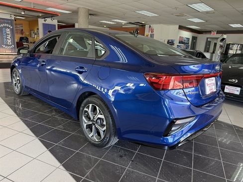 Used 2021 Kia Forte LXS FWD image 7