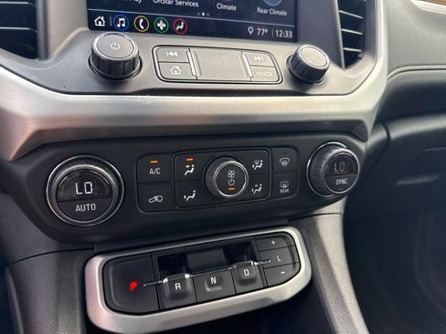 Used 2022 GMC Acadia SLE w/ Driver Convenience Package AWD/4WD image 21