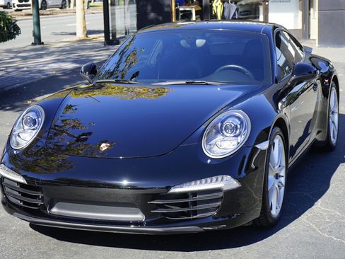 Used 2014 Porsche 911 Carrera image 3