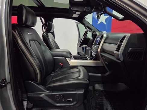 Used 2021 Ford F250 Platinum w/ FX4 Off-Road Package image 8