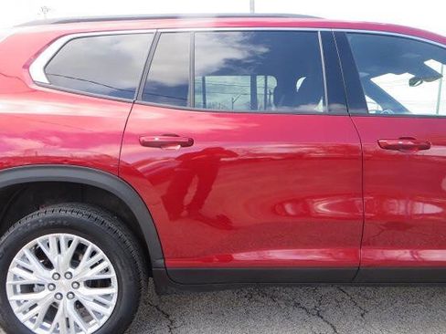 Used 2024 GMC Acadia Elevation image 23