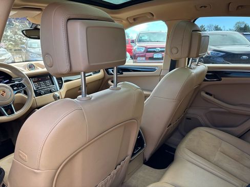 Used 2016 Porsche Macan S AWD/4WD image 20