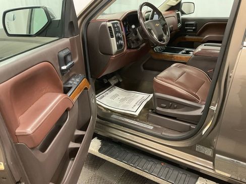 Used 2015 Chevrolet Silverado 1500 High Country AWD/4WD image 4