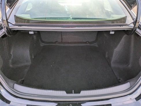 Used 2023 Chevrolet Malibu LT image 32