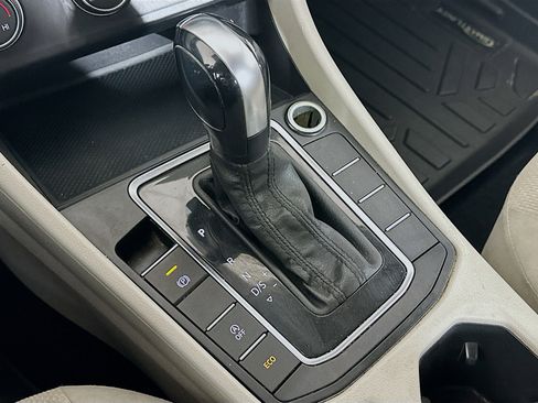 Used 2019 Volkswagen Jetta S w/ Driver Assistance Package image 24