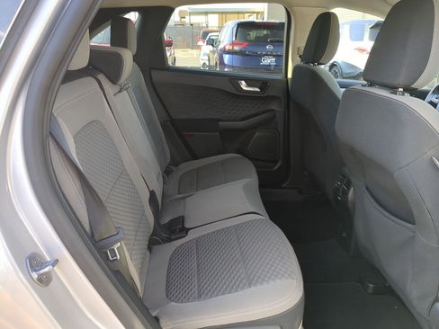 Used 2020 Ford Escape SE Sport image 32