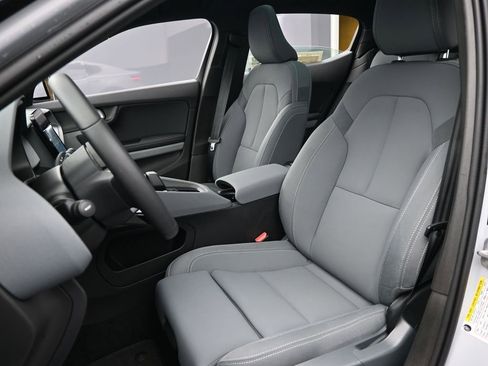 Used 2023 Polestar Polestar 2 w/ Pilot Pack image 25