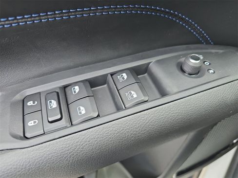 New 2026 Jeep Compass Limited image 28