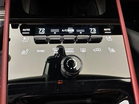 Certified 2024 Porsche Cayenne Turbo GT AWD/4WD image 35
