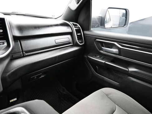 Used 2023 RAM 1500 Big Horn AWD/4WD image 6