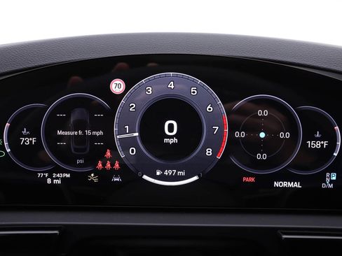 Used 2024 Porsche Cayenne Coupe image 25