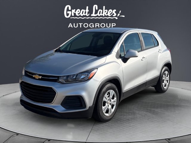 Used 2017 Chevrolet Trax LS FWD image 1