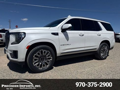 Used 2023 GMC Yukon Denali Ultimate image 2