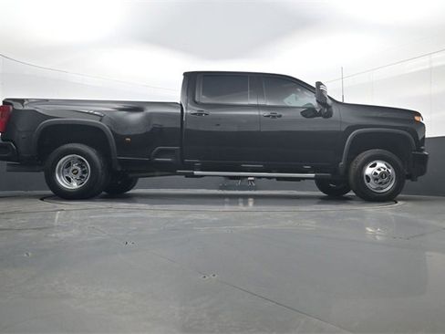Used 2022 Chevrolet Silverado 3500 High Country image 24