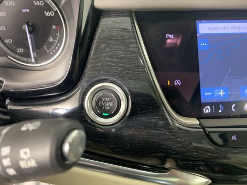 Used 2023 Cadillac XT6 Premium Luxury FWD image 18