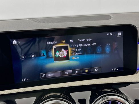 Certified 2021 Mercedes-Benz CLA 250 4MATIC image 15