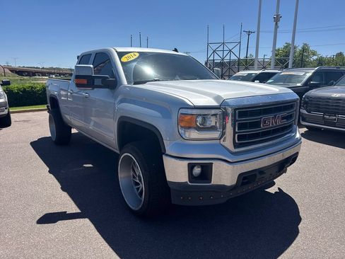 Used 2014 GMC Sierra 1500 SLE w/ SLE Value Package AWD/4WD image 8