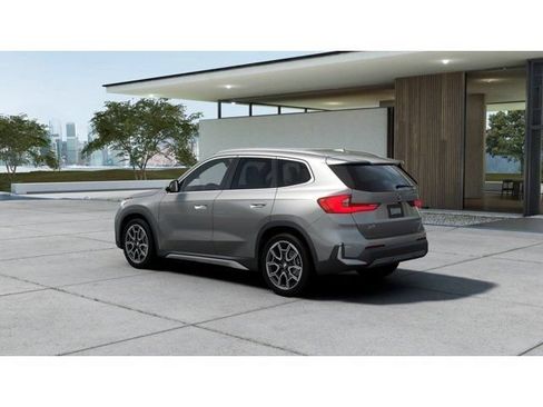 New 2026 BMW X1 xDrive28i w/ Technology Package AWD/4WD image 2