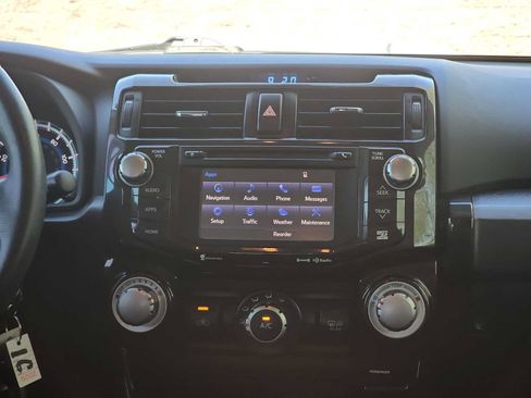 Used 2016 Toyota 4Runner Trail Premium AWD/4WD image 20