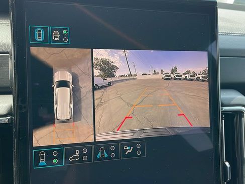 New 2026 GMC Yukon XL Denali AWD/4WD image 19