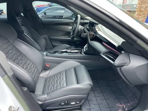Used 2023 Audi RS e-tron GT w/ Ceramic Brake Package AWD/4WD image 41