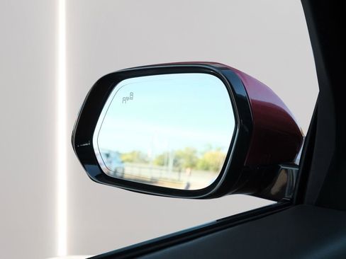 New 2024 VinFast VF 9 Plus AWD/4WD image 30