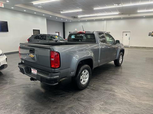 Used 2020 Chevrolet Colorado W/T w/ WT Convenience Package image 5