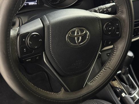 Used 2017 Toyota Corolla iM FWD image 40