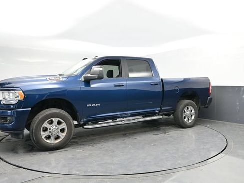 Used 2024 RAM 2500 Big Horn w/ Sport Appearance Package AWD/4WD image 9