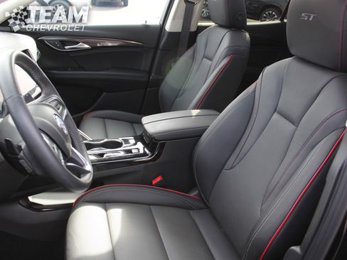 Certified 2023 Buick Envision Essence w/ Sport Touring Package image 11